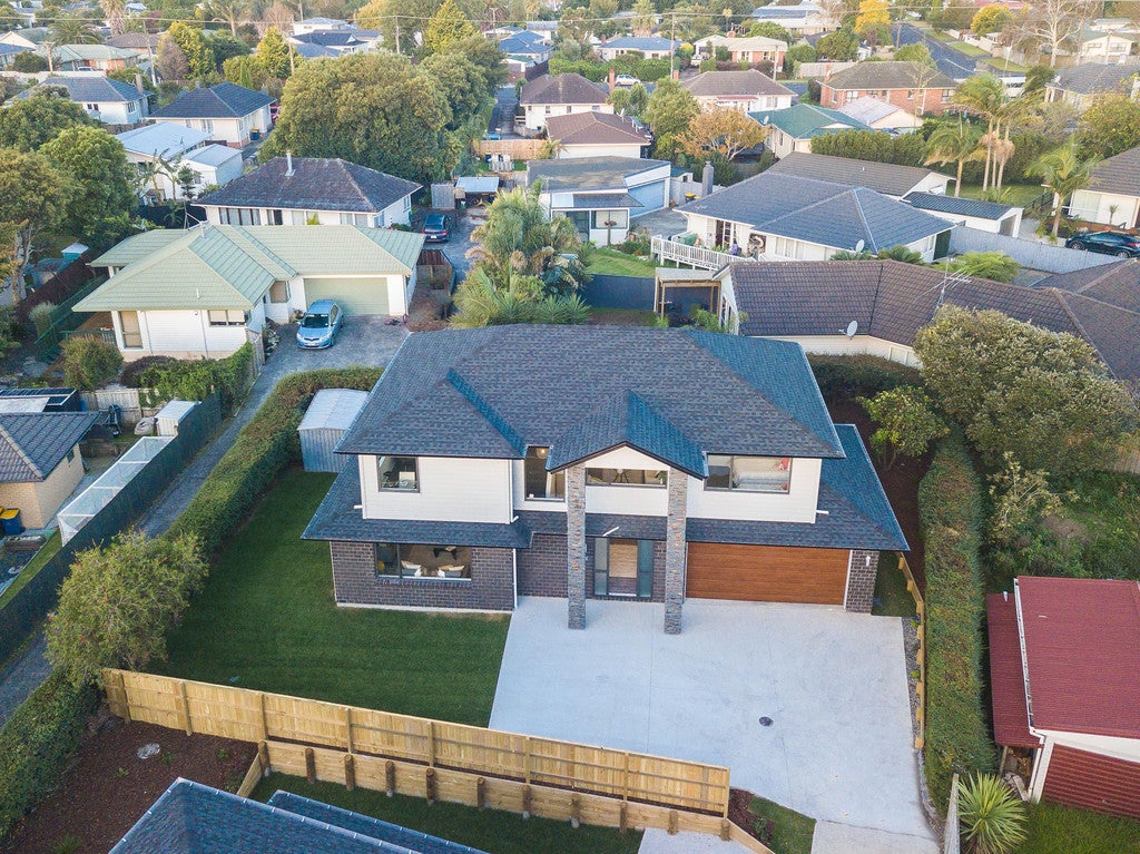 49A Kervil Avenue, Te Atatu Peninsula, Auckland - Carousel 1