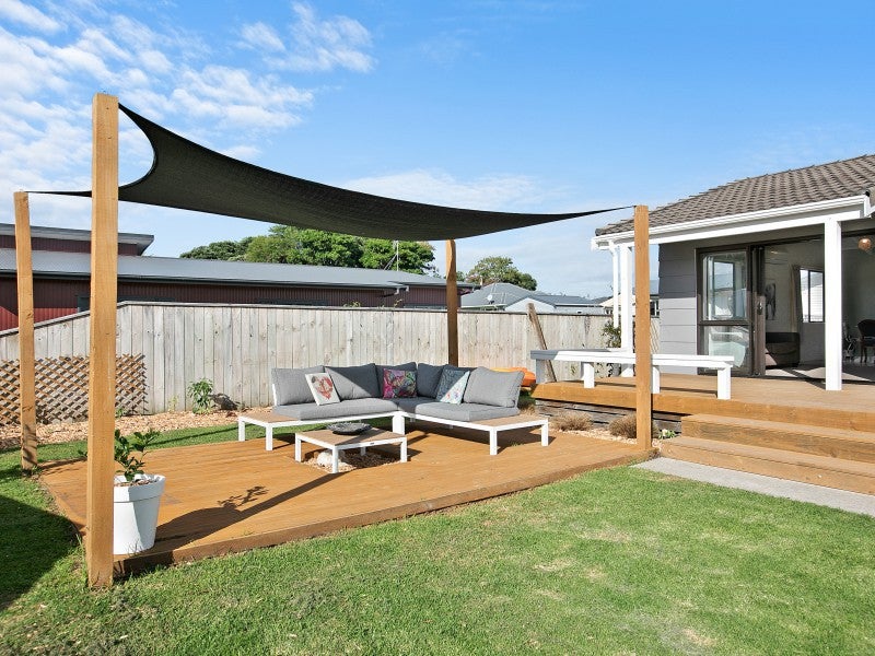 1 Sandleigh Drive, Athenree, Katikati - Carousel 1