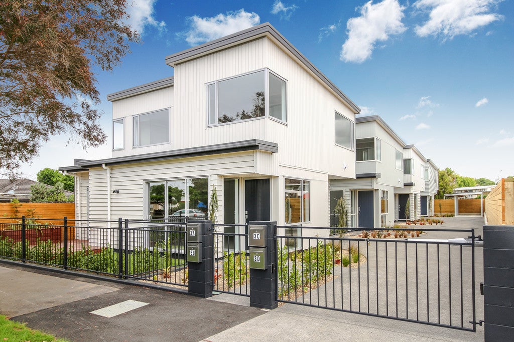 3A Anderson Avenue, Point England, Auckland - Carousel 1
