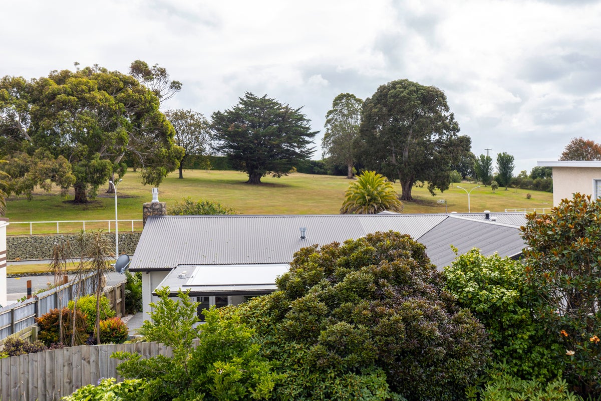28 Virtue Avenue, Maori Hill, Timaru - Carousel 2