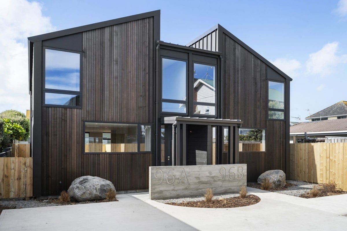 96A Apu Crescent, Lyall Bay, Wellington, Wellington - Carousel 1