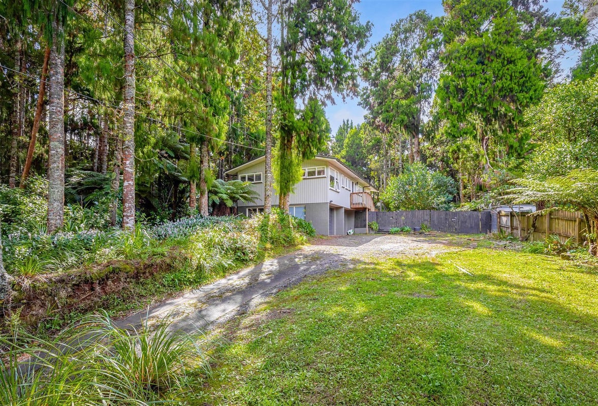 307 Huia Road, Titirangi, Auckland - Carousel 22