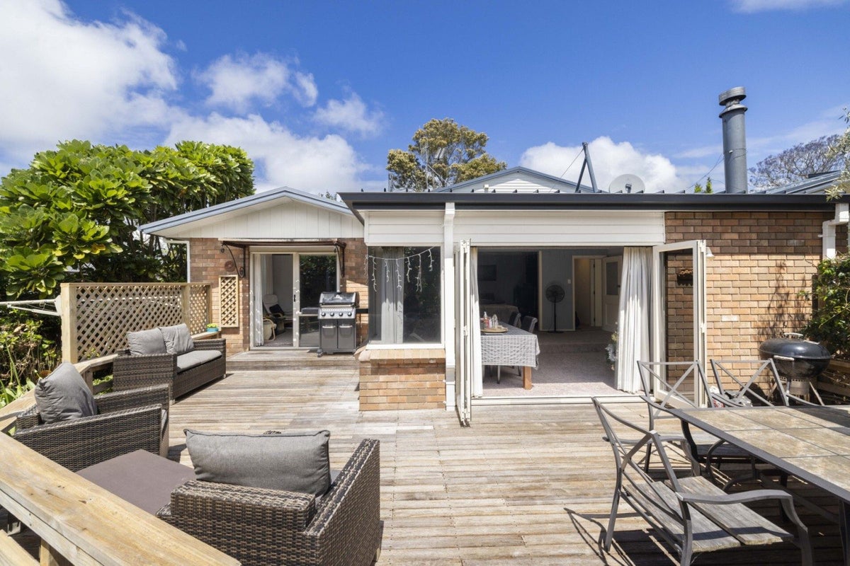 147 Kings Avenue, Matua, Tauranga - Carousel 2