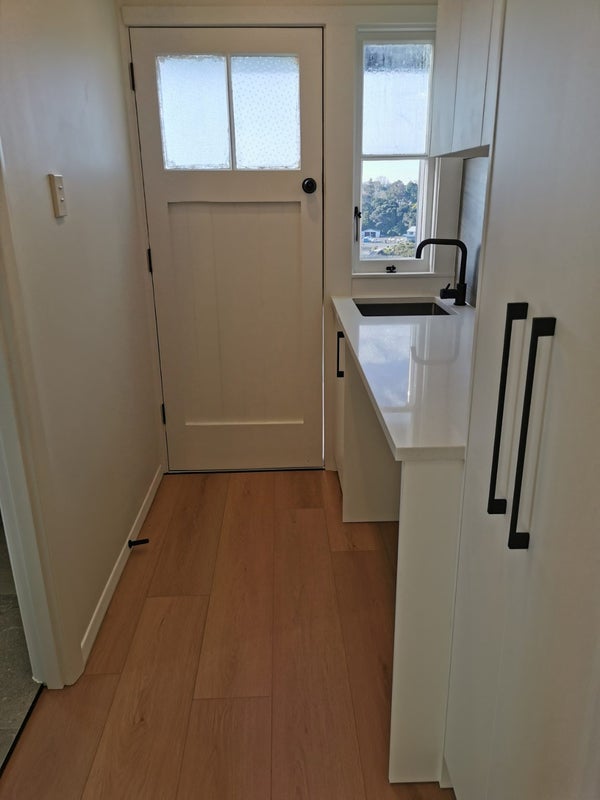 2/141 Colwill Road, Massey, Auckland - Carousel 2
