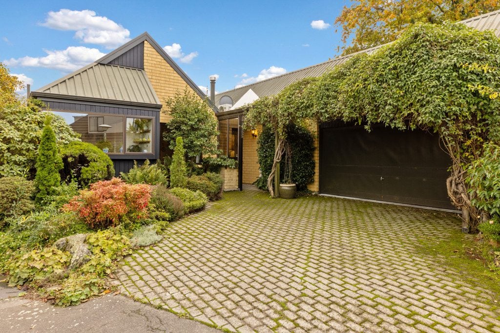 34B Memorial Avenue, Ilam, Christchurch - Carousel 1