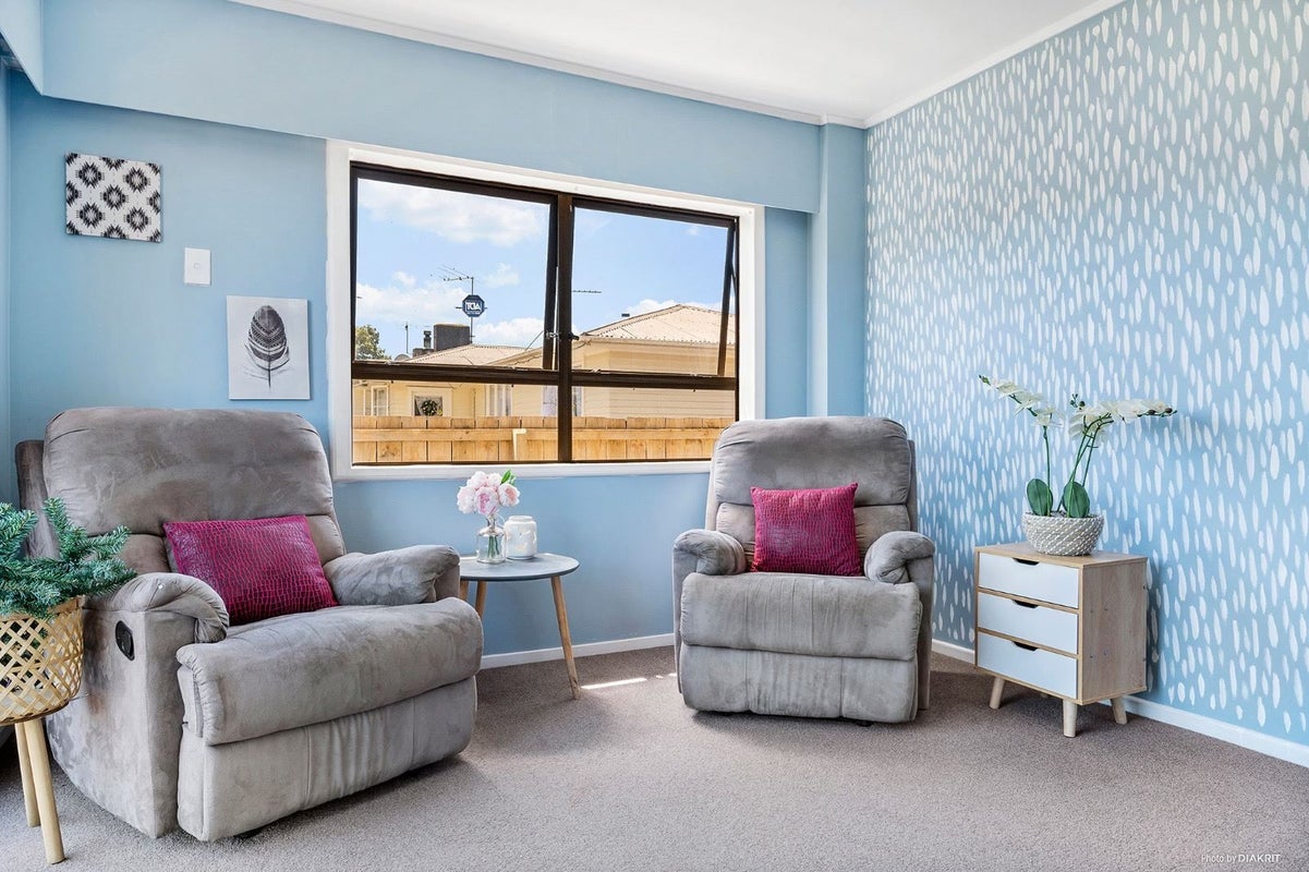 18 Rollerson Street, Papakura, Papakura - Carousel 2