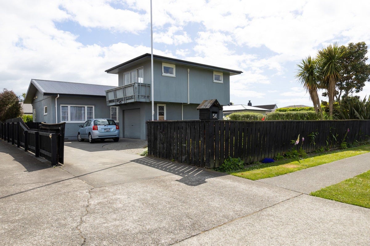 54 Elbourne Street, Taradale, Napier - Carousel 20