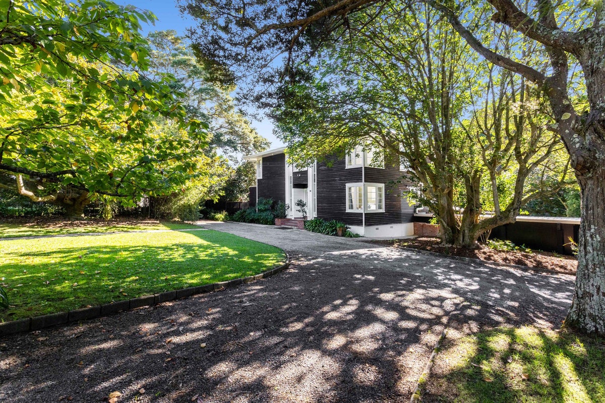 62 Grande Vue Road, Hillpark, Auckland - Carousel 2