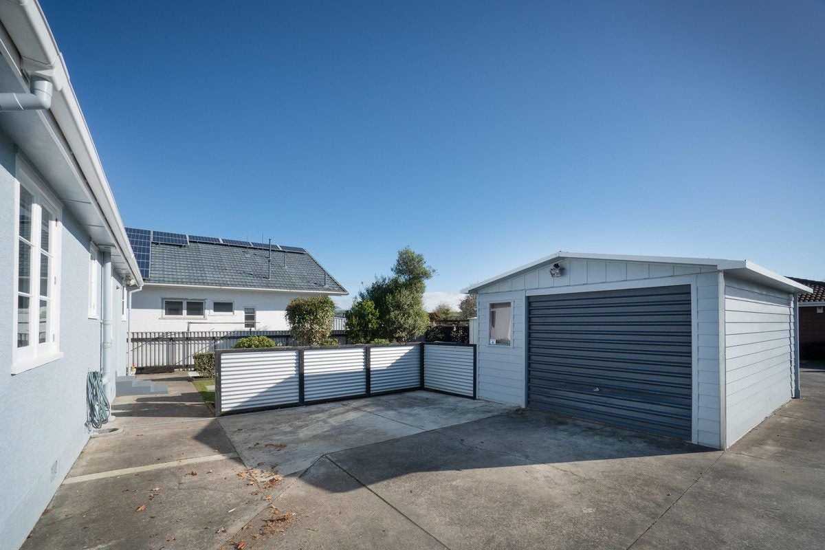 19 College Street, Awapuni, Palmerston North - Carousel 10