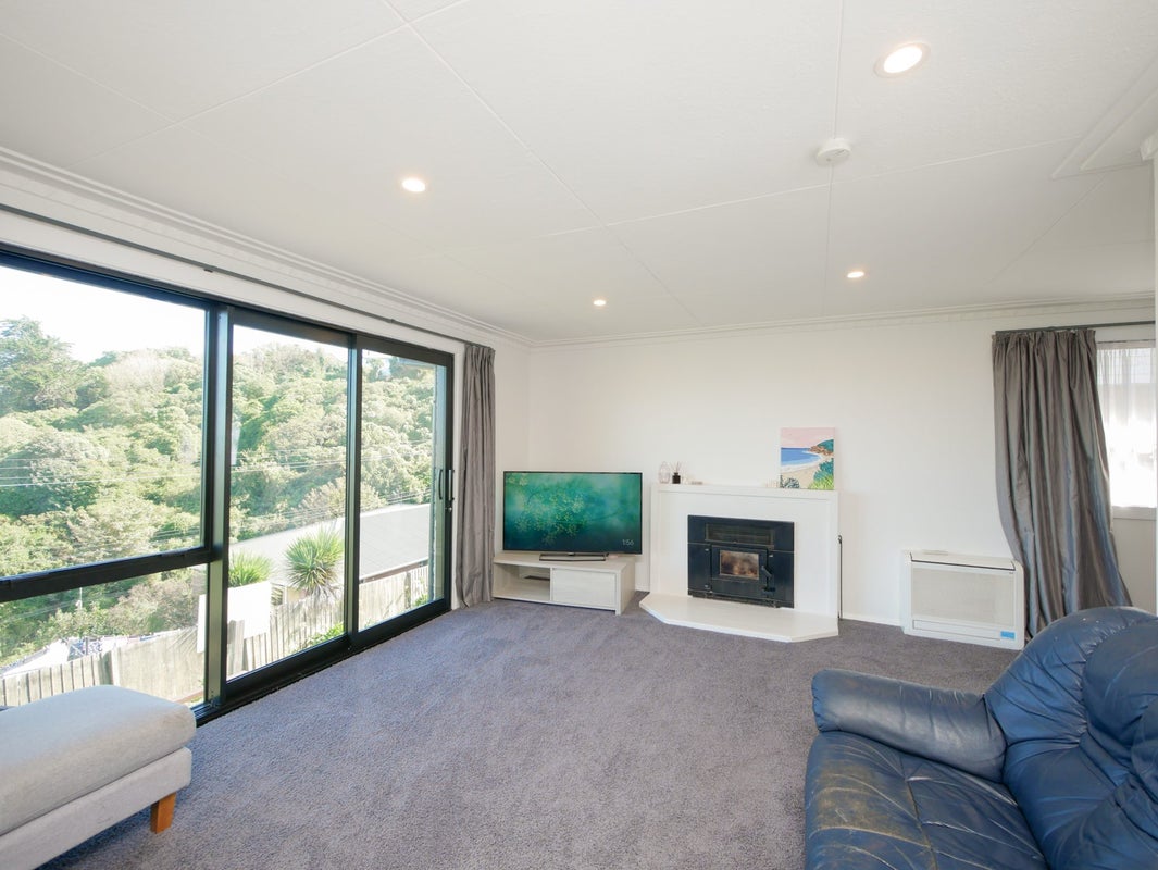 20 Larnach Road, Waverley, Dunedin - Carousel 2