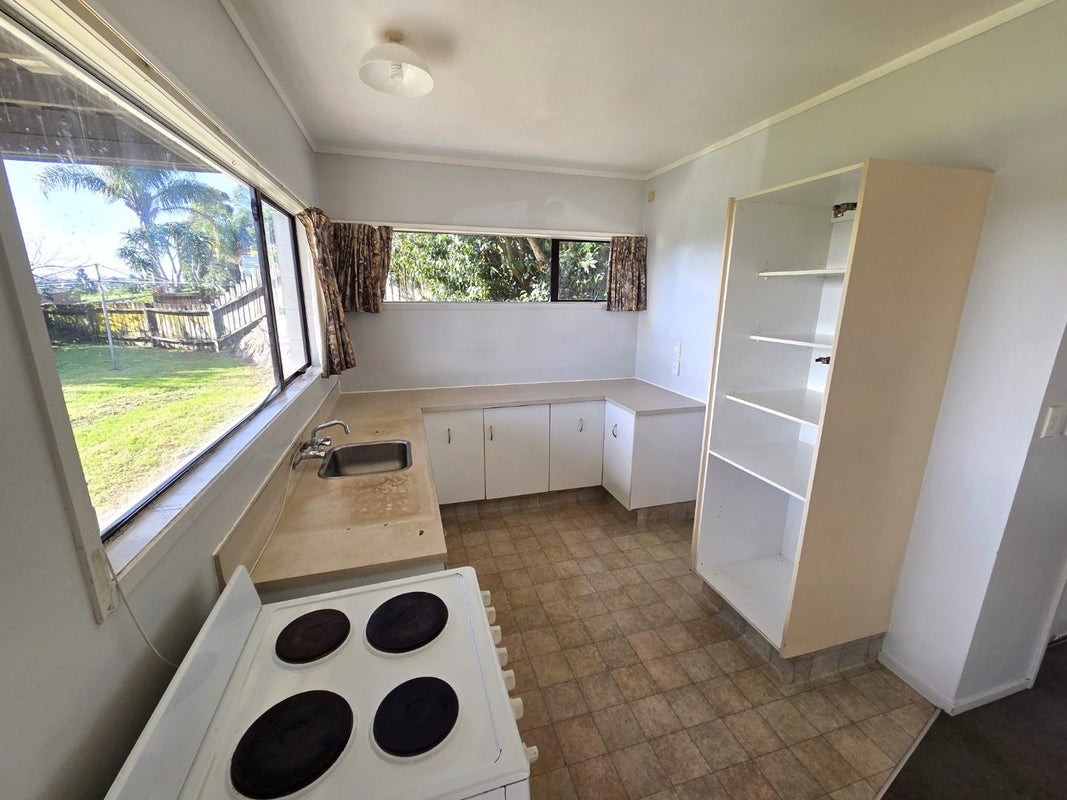 330A Waihi Road, Judea, Tauranga - Carousel 2
