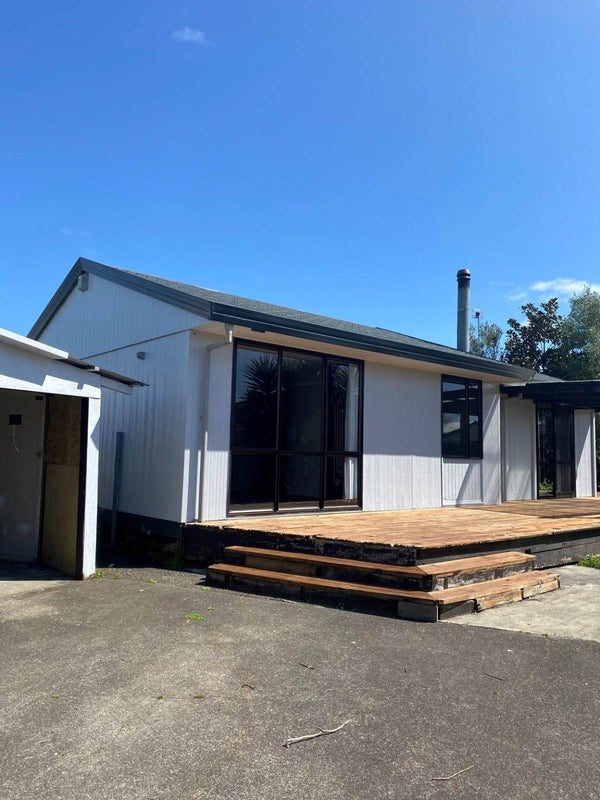 3 Marinich Drive, Ranui, Auckland - Carousel 2