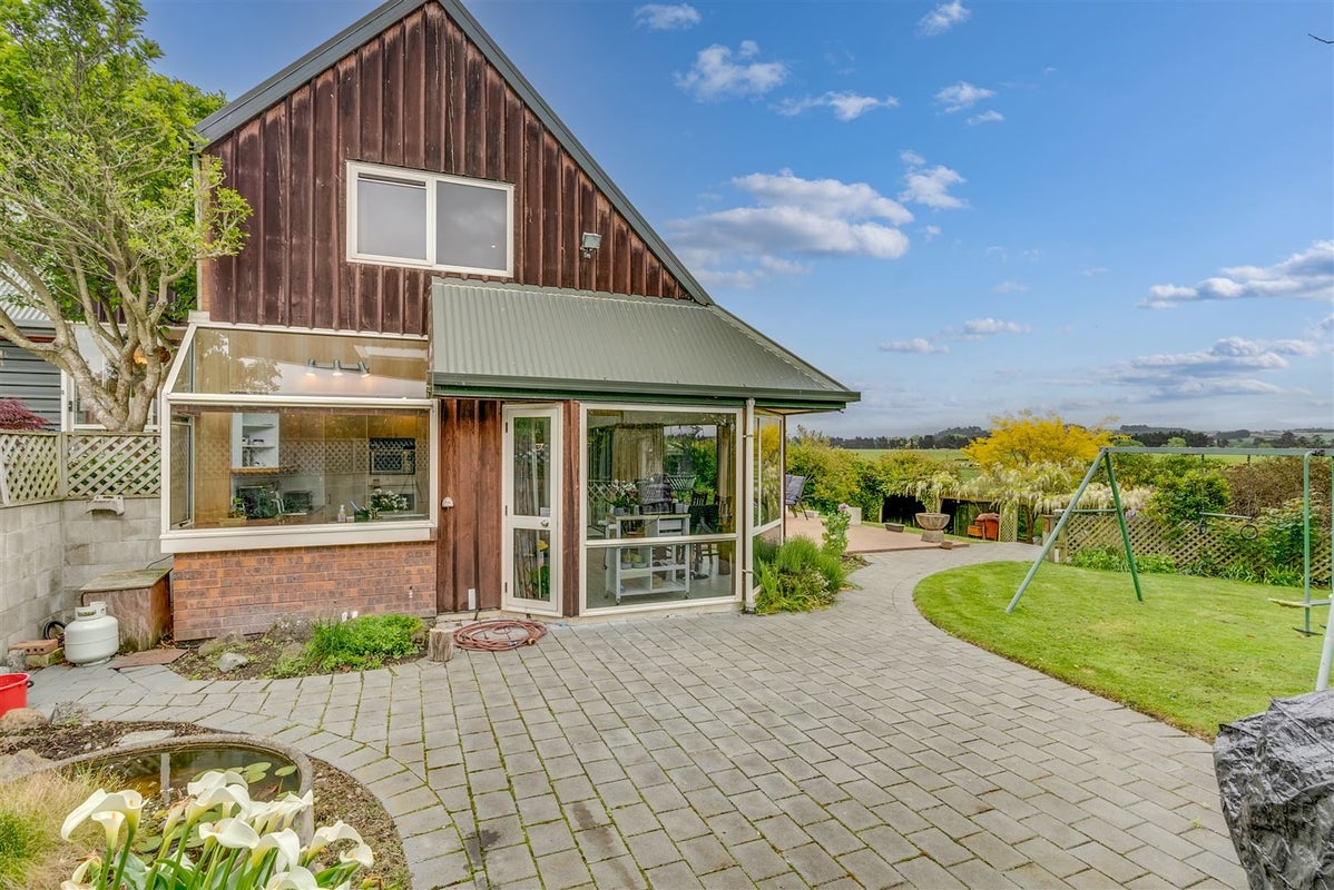 1816 Cust Road, Cust, Cust - Carousel 2