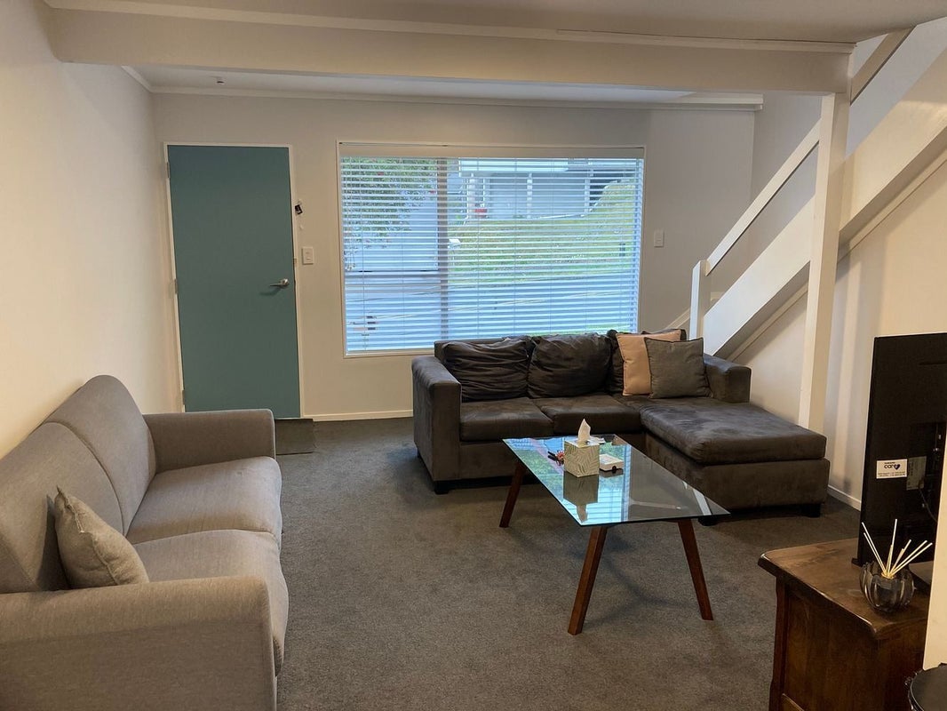 60A Viewmont Drive, Harbour View, Lower Hutt - Carousel 1