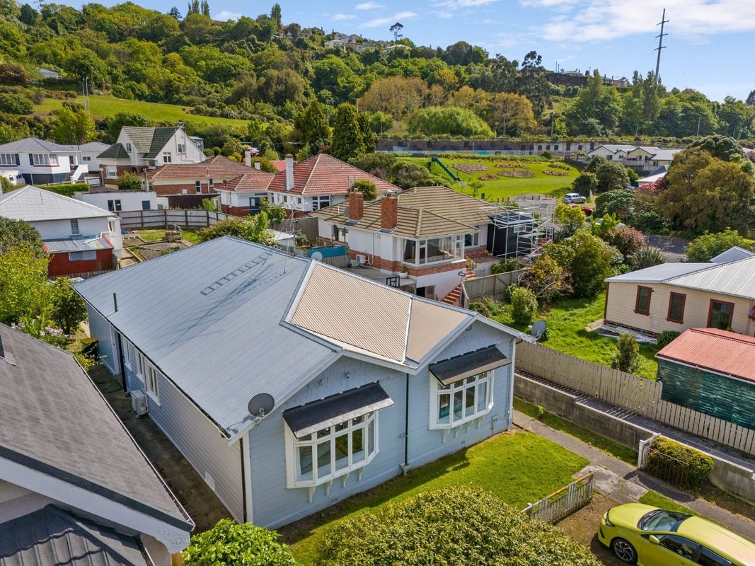 240 South Road, Caversham, Dunedin - Carousel 2