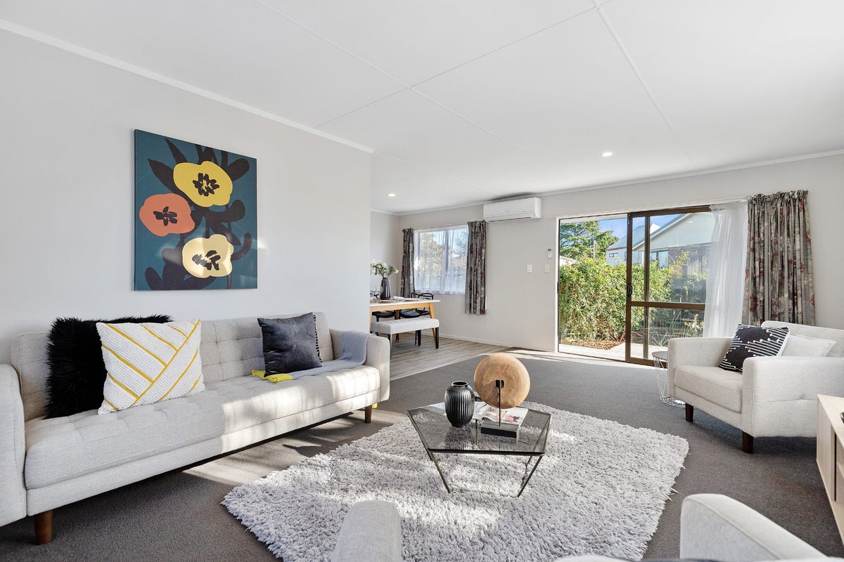 22B Aileen Place, Nawton, Hamilton - Carousel 1