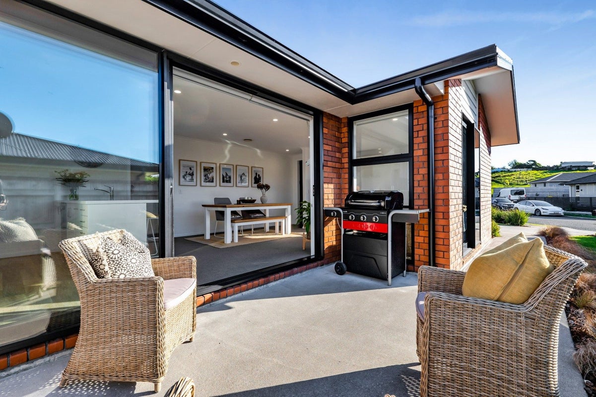 17 Jersey Place, Bell Block, New Plymouth - Carousel 2