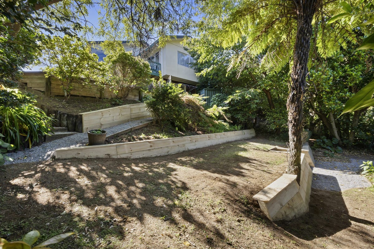 51 Karina Road, Merrilands, New Plymouth - Carousel 13