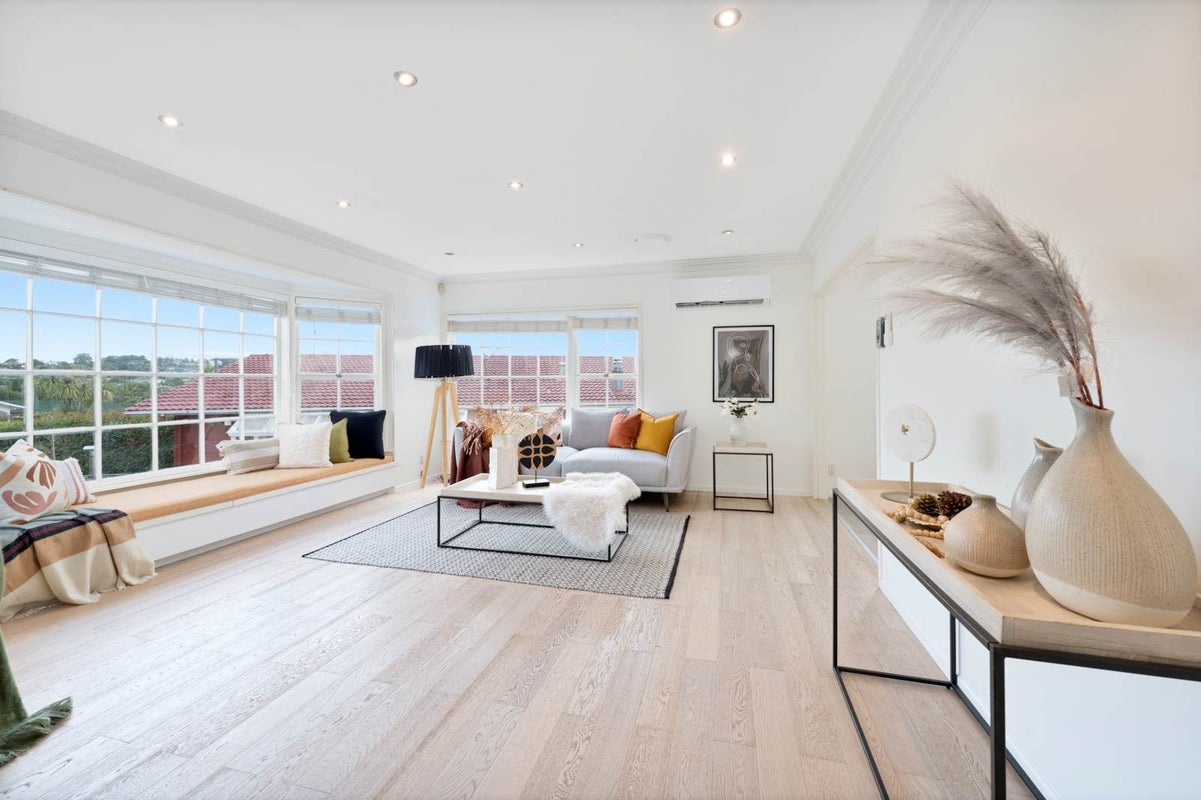 16 Munstead Place, Hillcrest, Auckland - Carousel 2