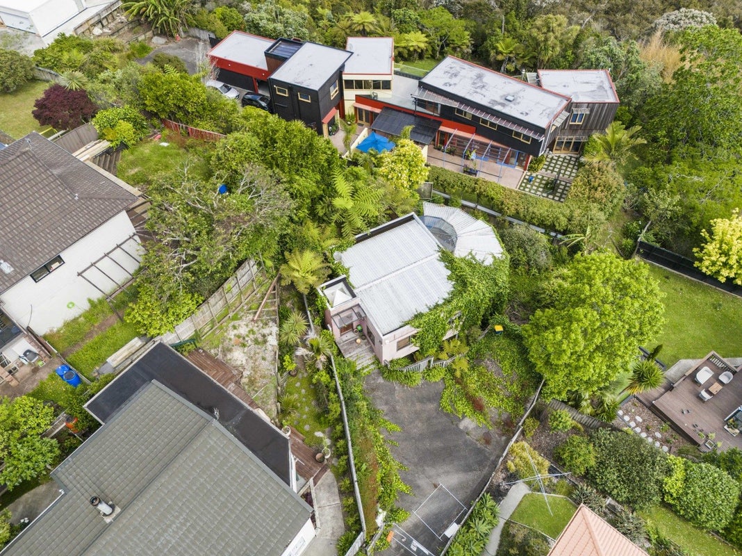 1/125 West Harbour Drive, West Harbour, Auckland - Carousel 2