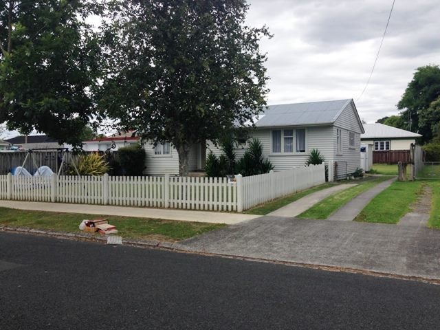 80 Marshall Street, Fairfield, Hamilton - Carousel 1