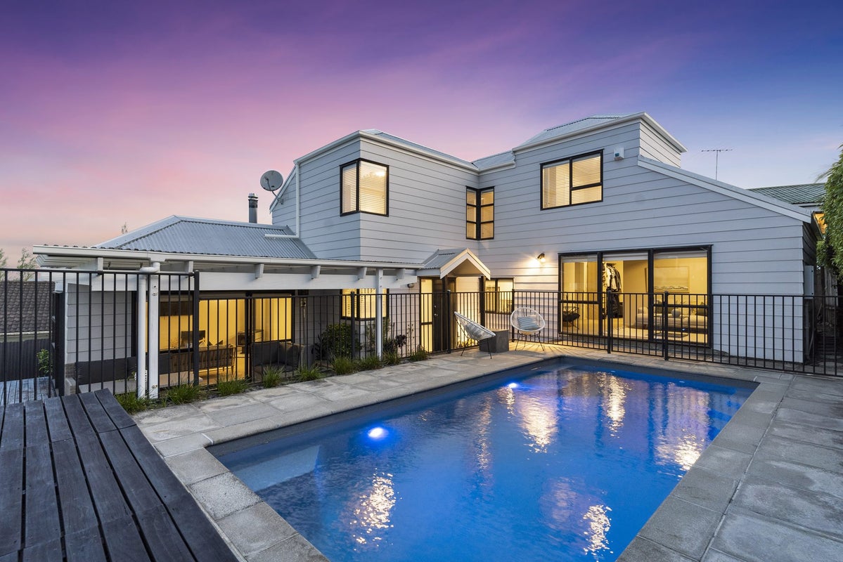17A Caulton Street, Saint Johns, Auckland - Carousel 1