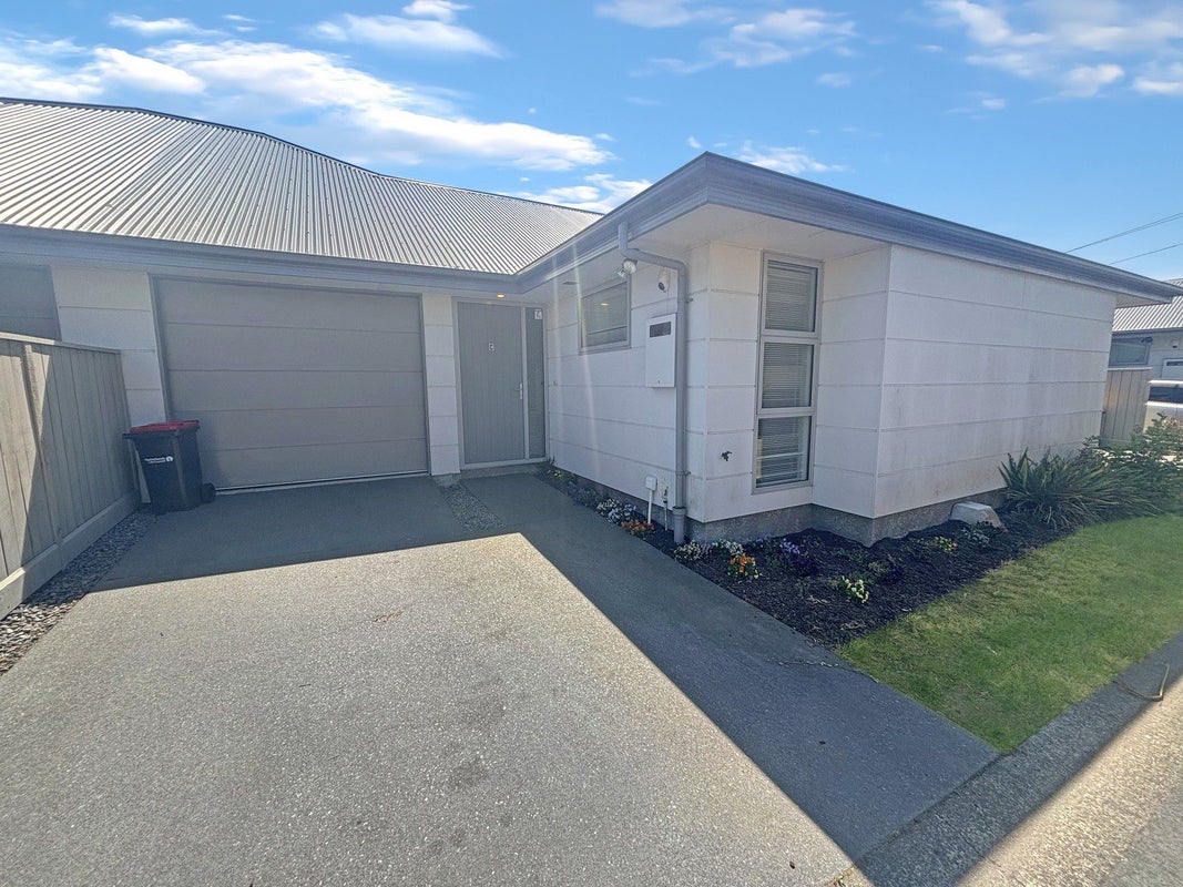 11C Clarence Street South, Addington, Christchurch - Carousel 1