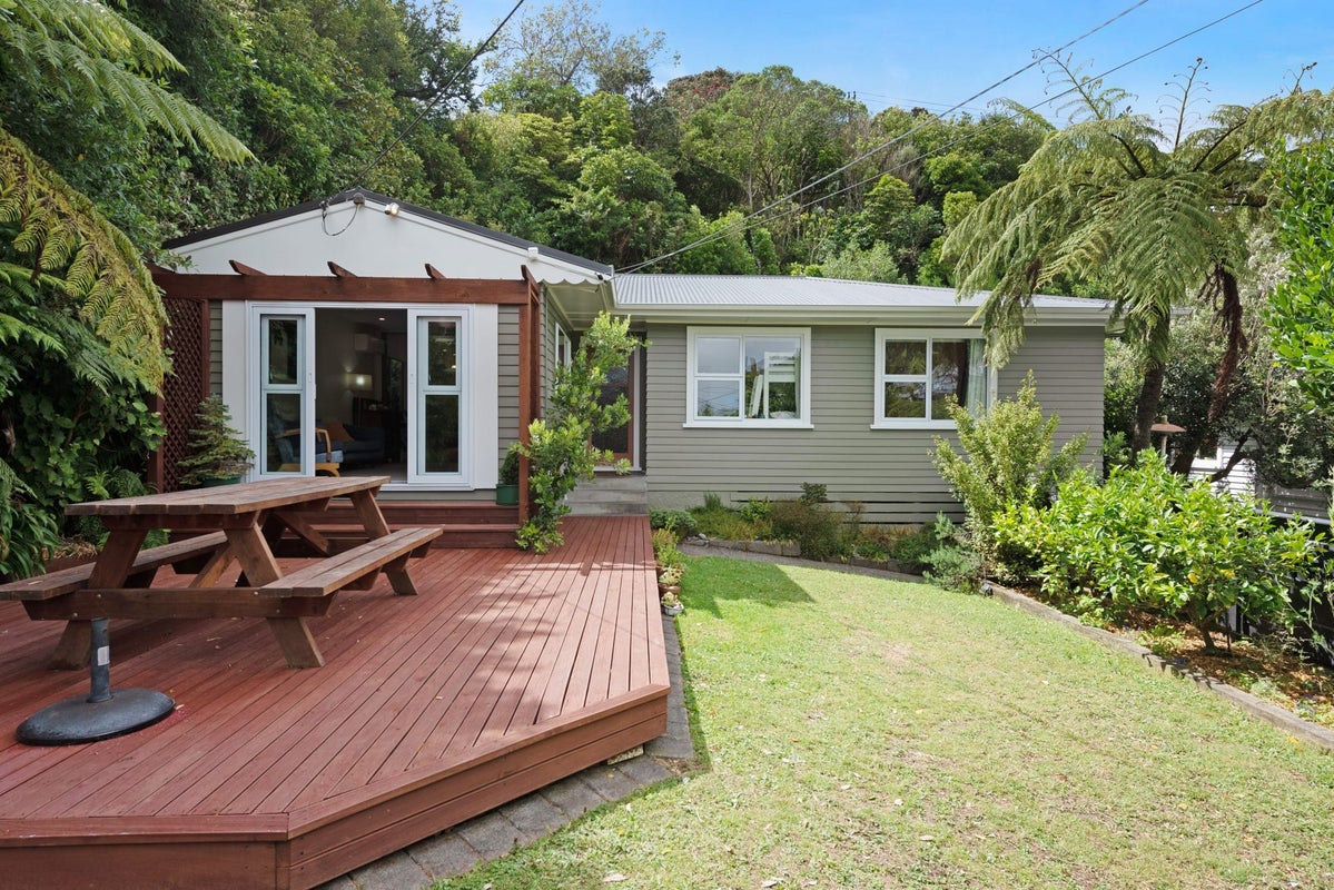 45 Croydon Street, Karori, Wellington - Carousel 1
