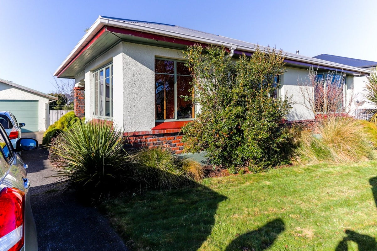 16 Maitland Street, Strathern, Invercargill - Carousel 1