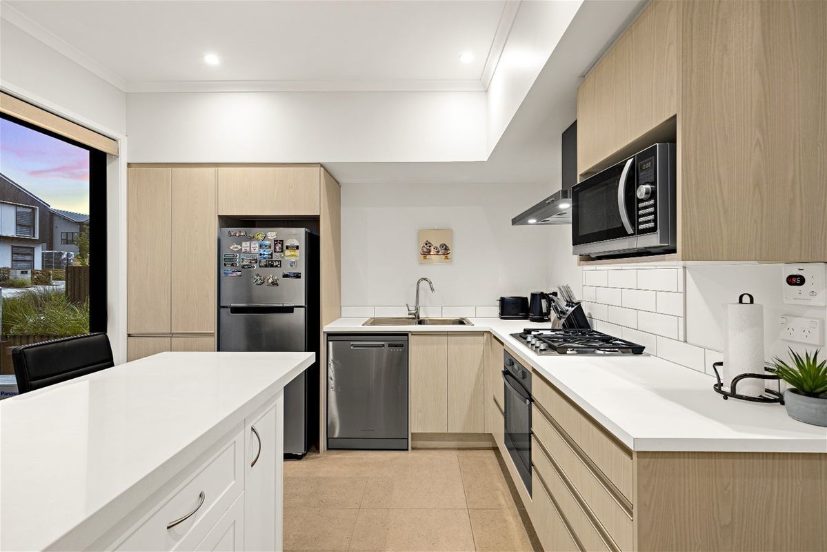 13 Wai Place, Westgate, Auckland - Carousel 2