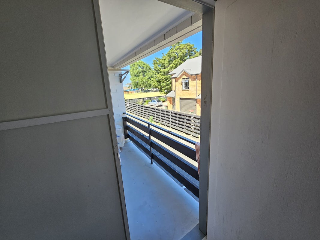 10/197 Ulster Street, Whitiora, Hamilton - Carousel 9