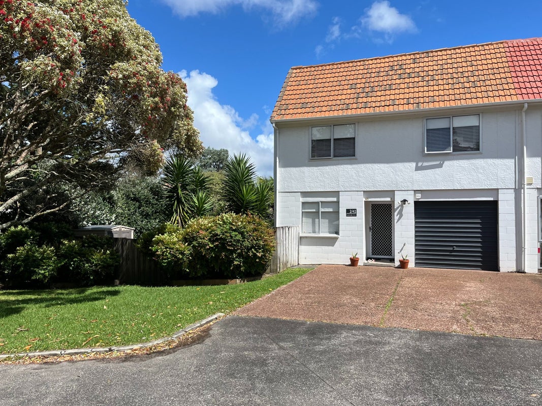2/41 Seabrook Avenue, New Lynn, Auckland - Carousel 1
