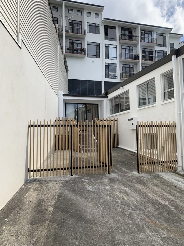 2 Couldry Street, Eden Terrace, Auckland - Carousel 2