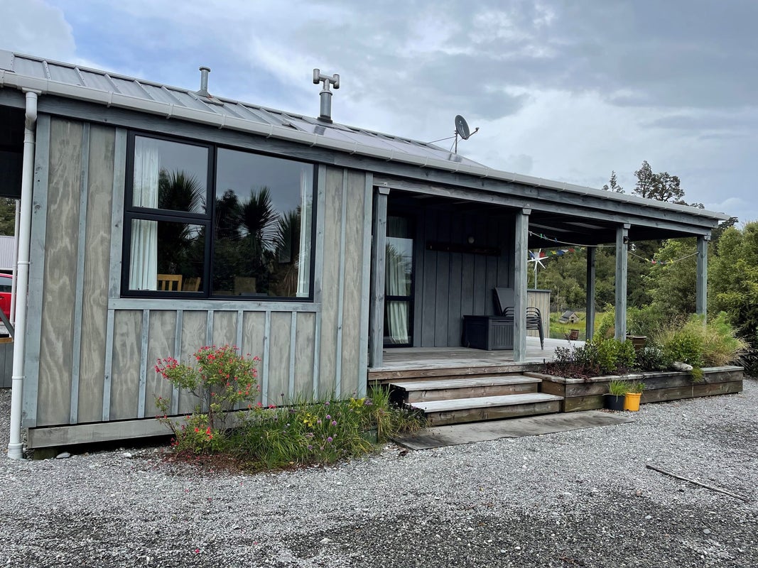 11 Opuka Place, Haast - Carousel 2