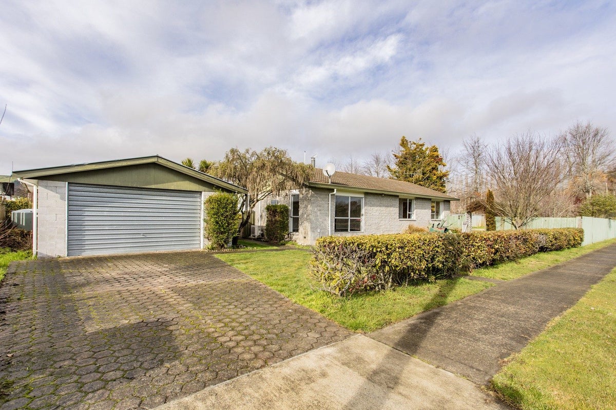 2 Montgomery Street, Cheviot, Cheviot - Carousel 1