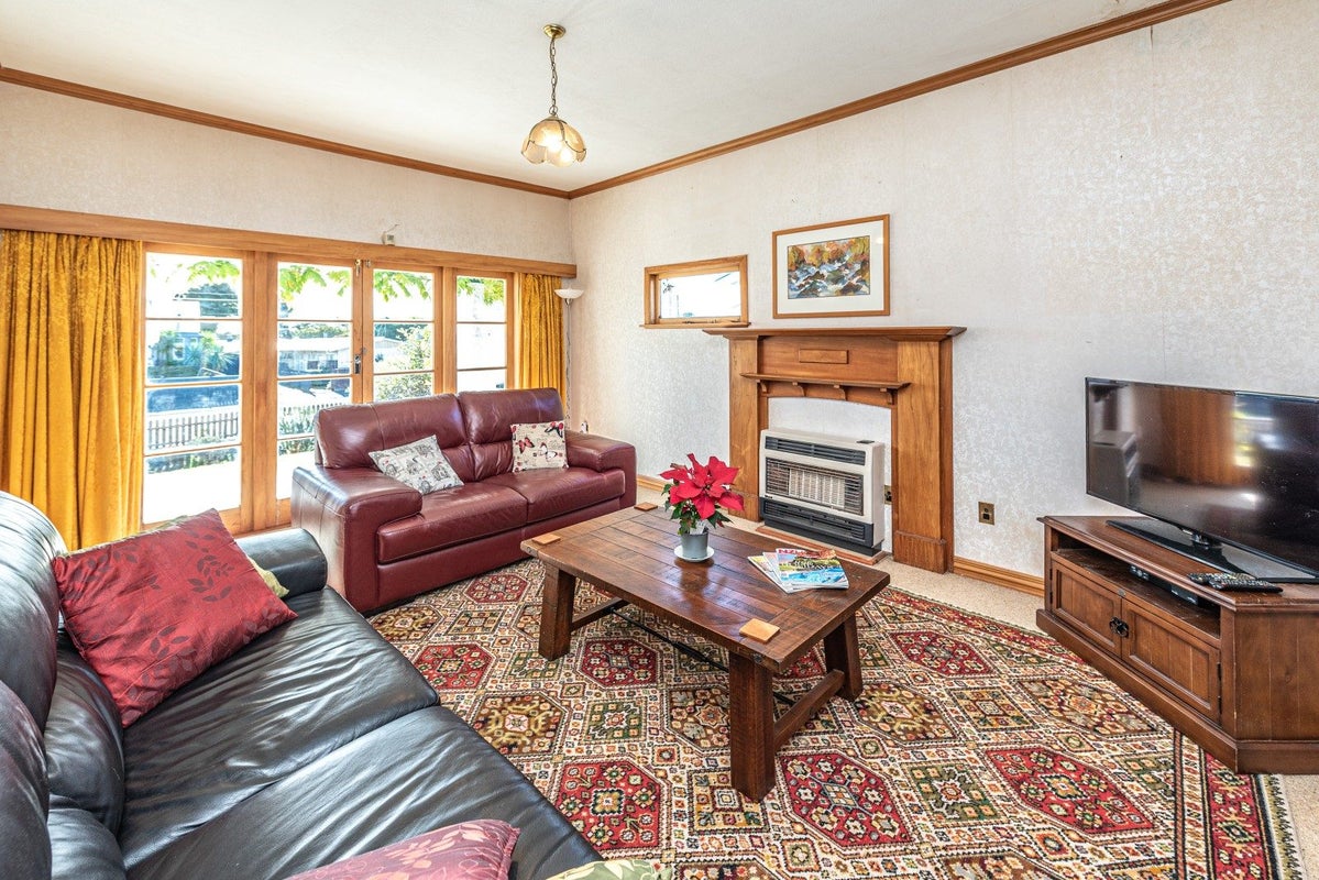 57 Tawa Street, Gonville, Whanganui - Carousel 2