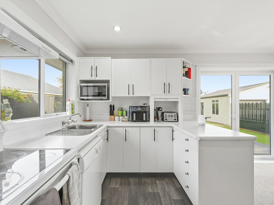54 Tanner Street, Grasmere, Invercargill - Carousel 2