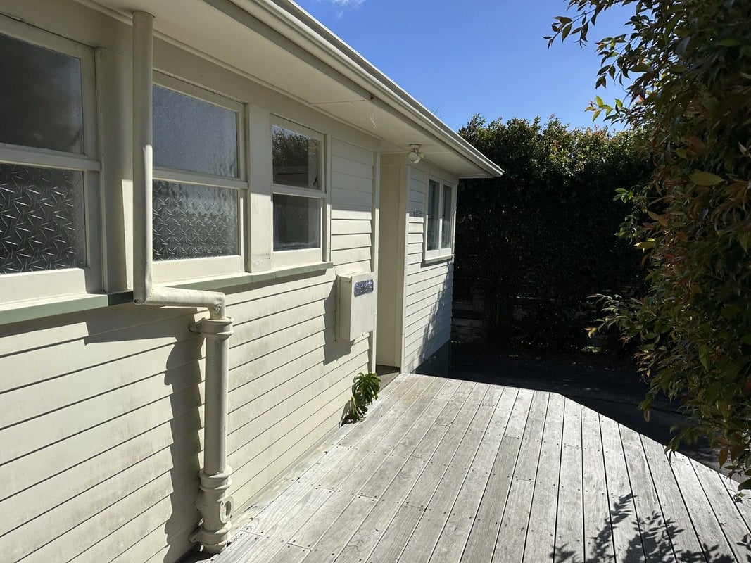 255 Rangatira Road, Beach Haven, Auckland - Carousel 2
