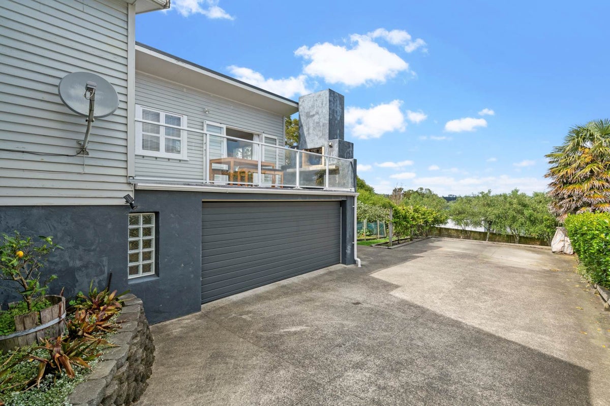 93 Vipond Road, Stanmore Bay, Whangaparaoa - Carousel 2
