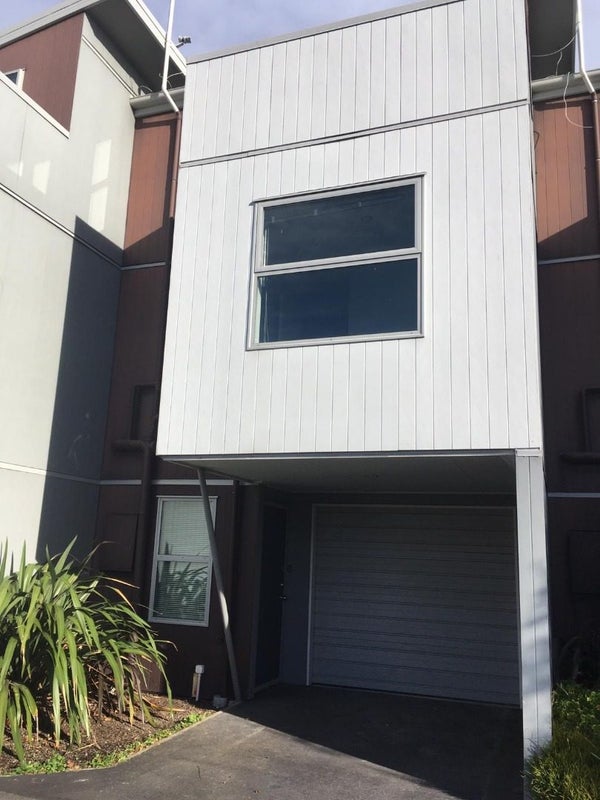 2/62 Burke Street, Addington, Christchurch - Carousel 9