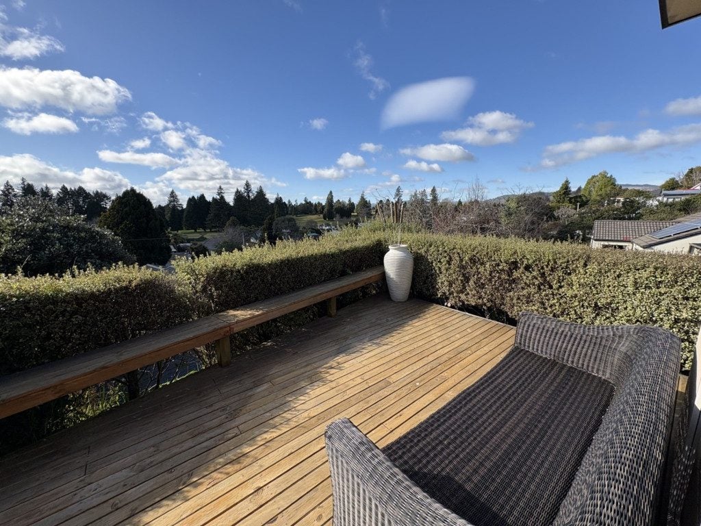 12B Regent Street, Springfield, Rotorua - Carousel 43