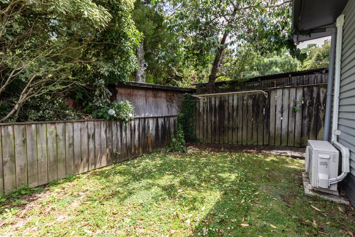 30A Benge Crescent, Clouston Park, Upper Hutt - Carousel 15