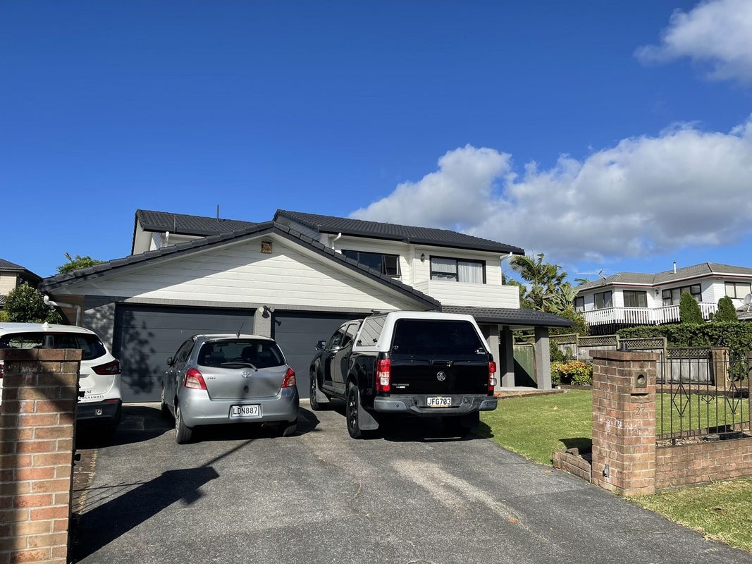 27 Charles Prevost Drive, The Gardens, Auckland - Carousel 1