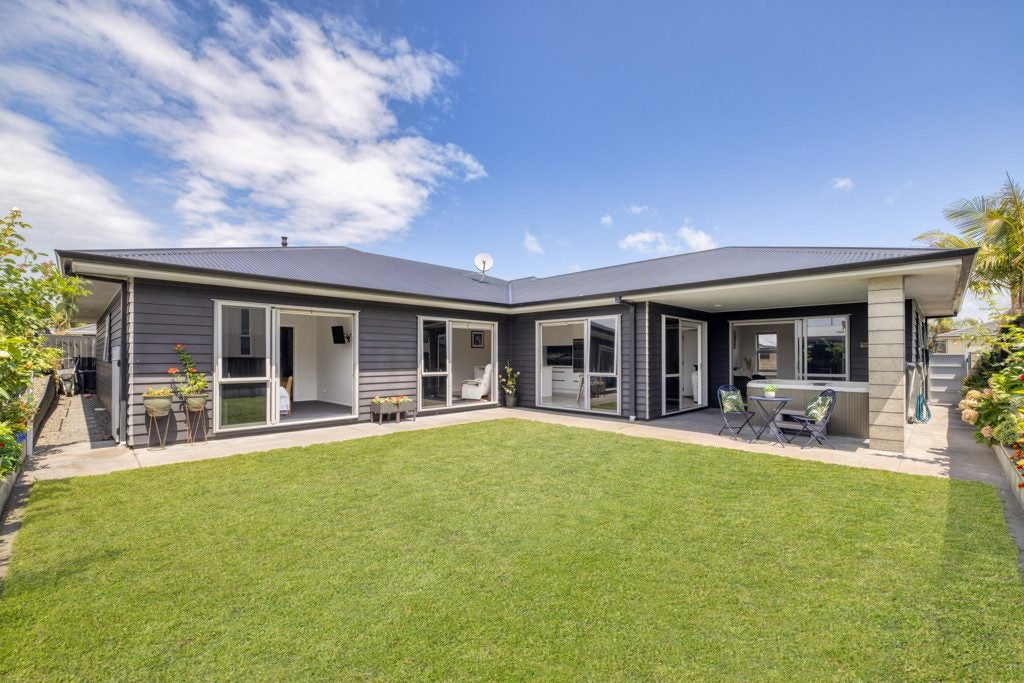 3 Excelsa Place, Papamoa Beach, Papamoa - Carousel 2