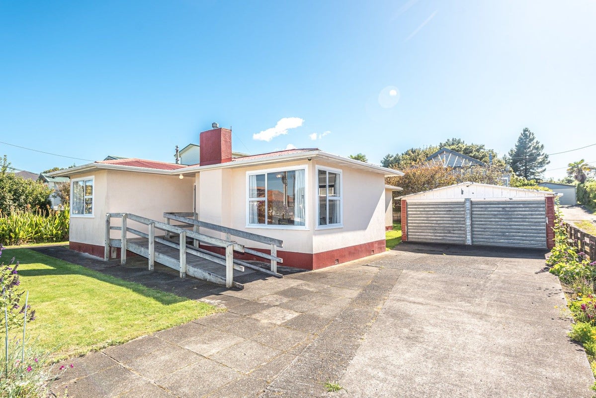 22A Gonville Avenue, Gonville, Whanganui - Carousel 2
