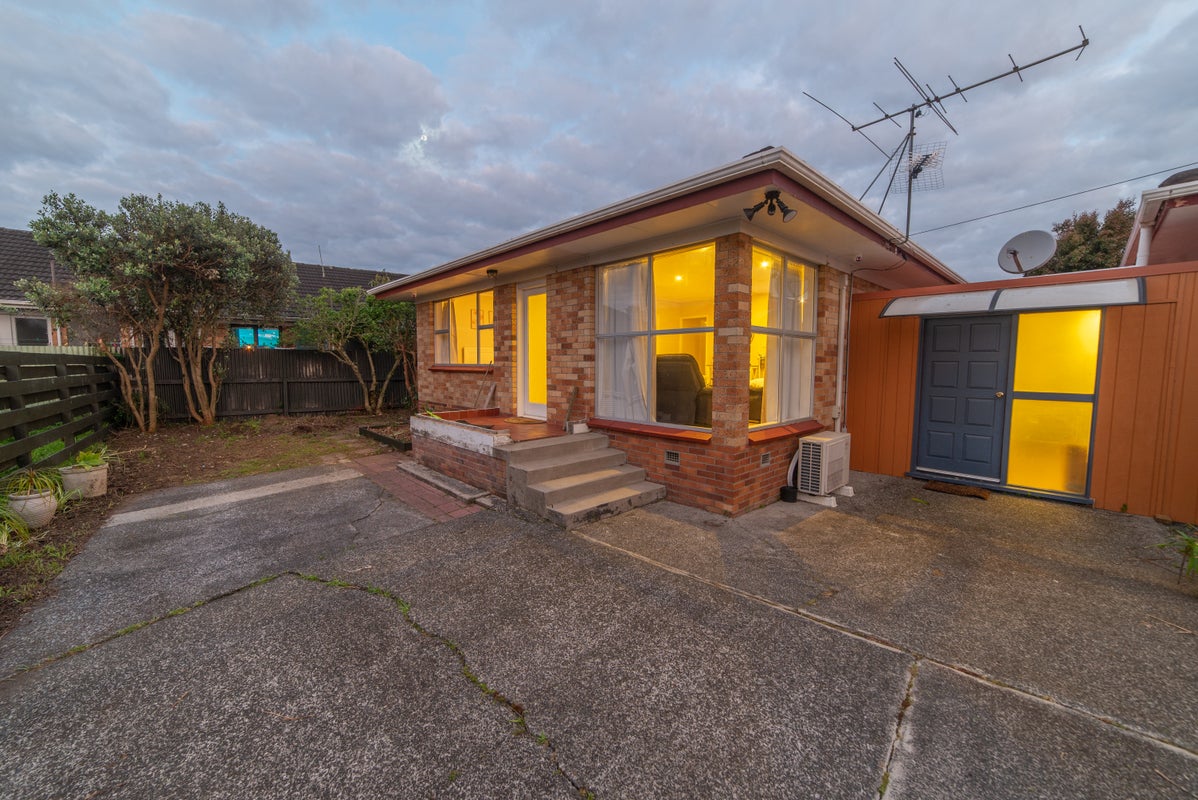 3/21 Hoteo Avenue, Papatoetoe, Auckland - Carousel 2