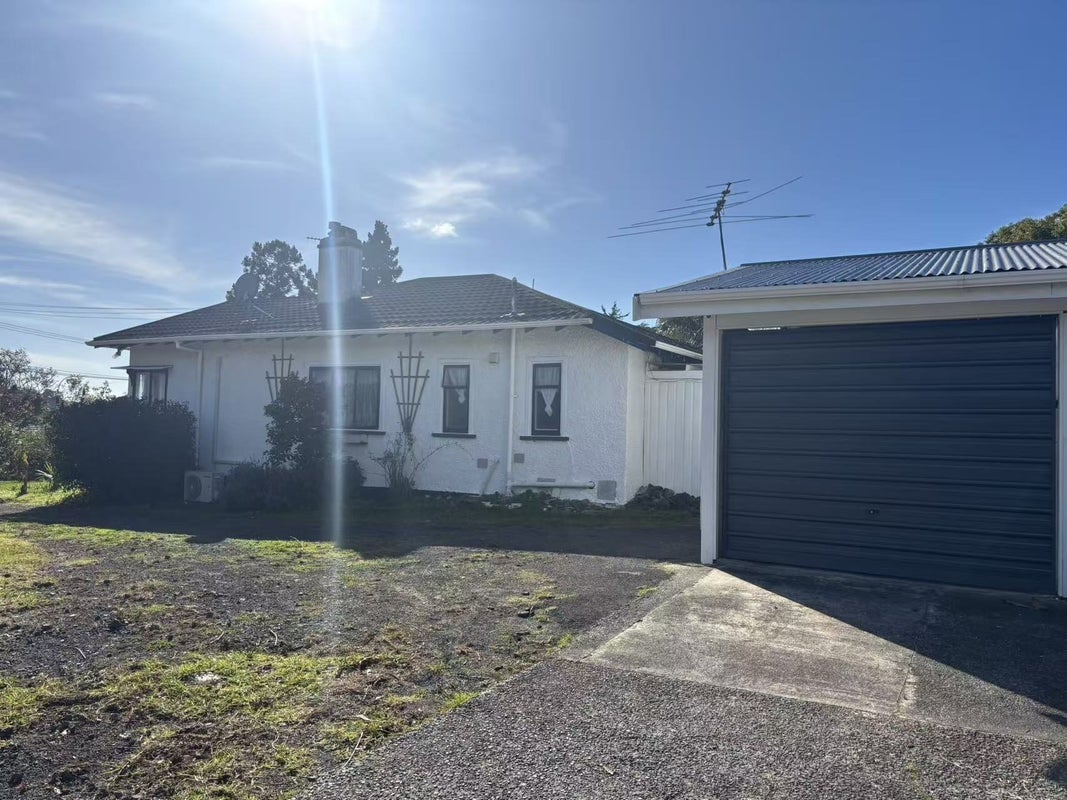 77 Hill Road, Hillpark, Auckland - Carousel 2
