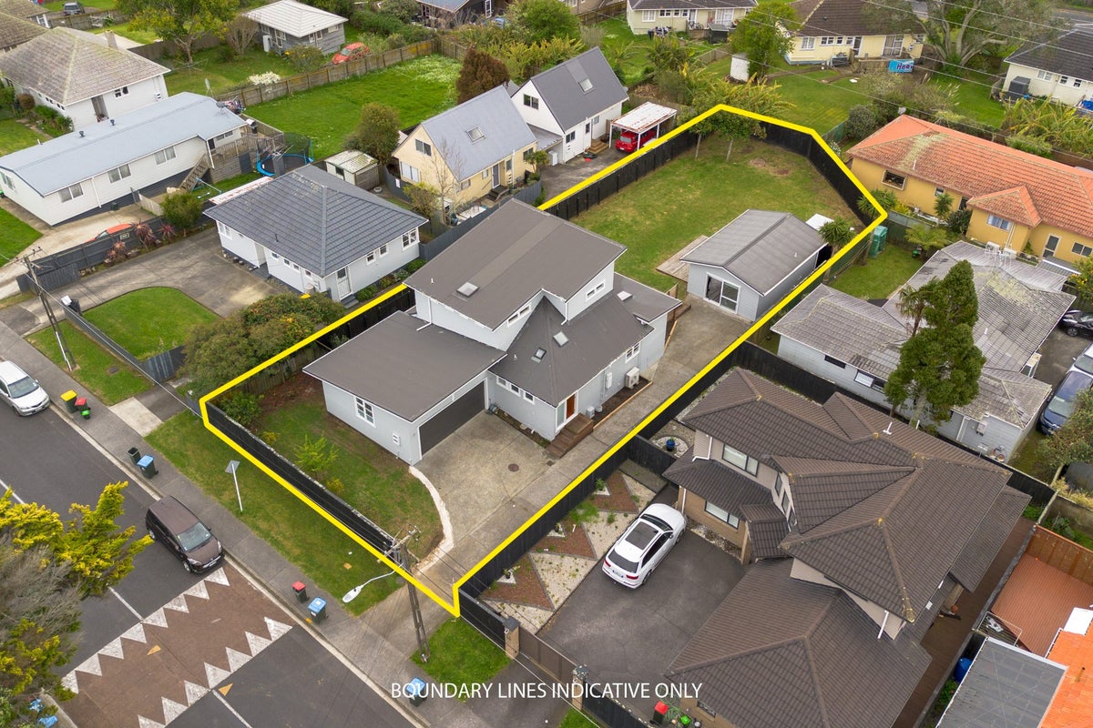 22 Morrie Laing Avenue, Mount Roskill, Auckland - Carousel 1