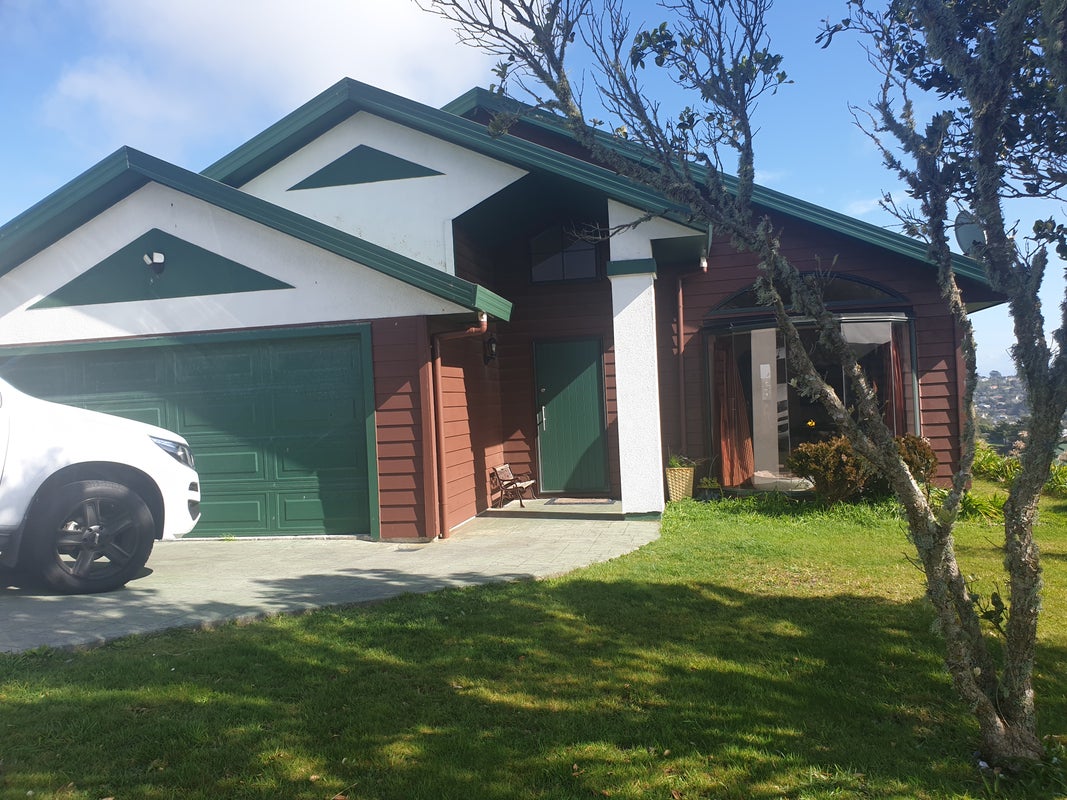 35 Kentwood Drive, Woodridge, Wellington - Carousel 1
