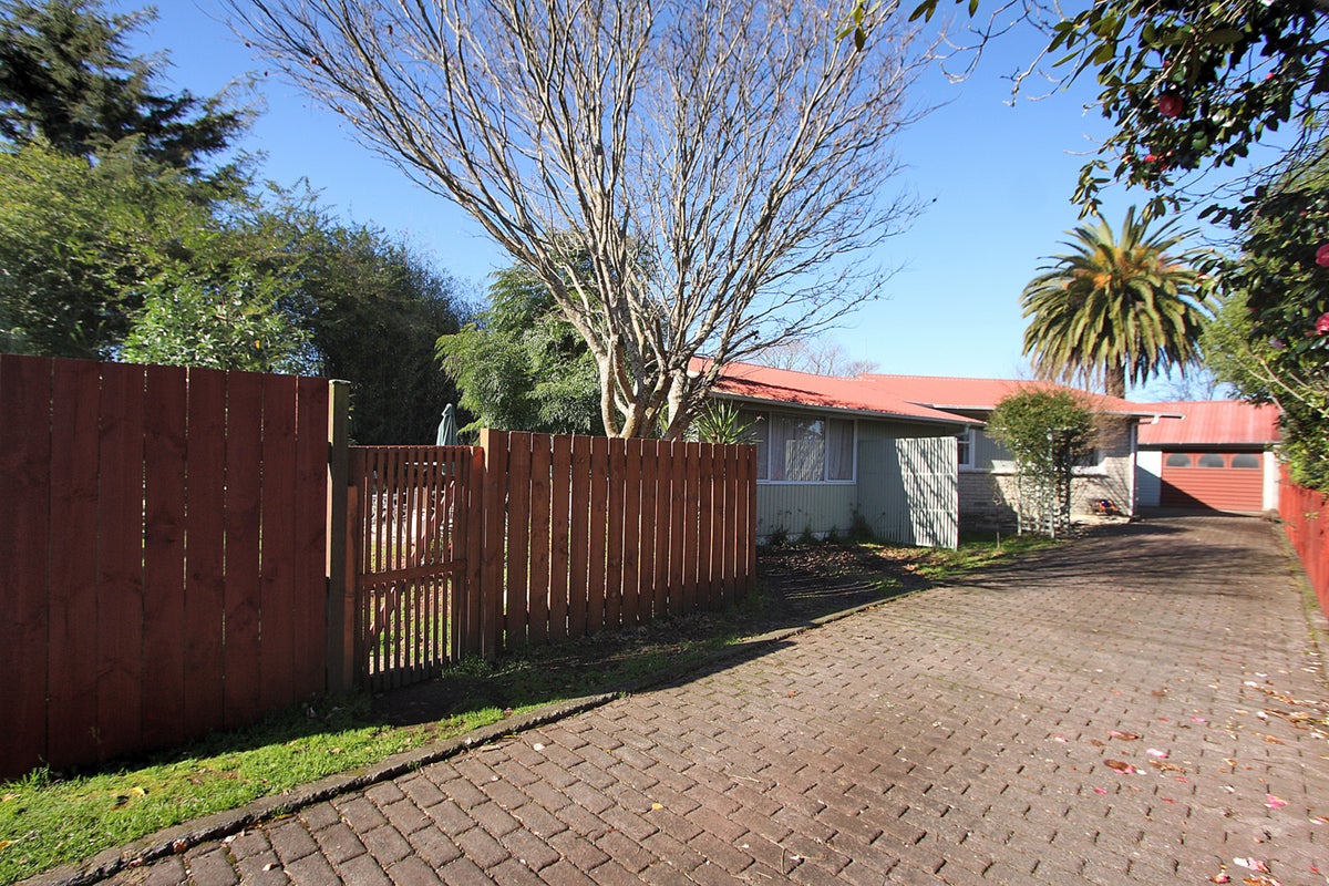 48 Hendon Road, Fairview Downs, Hamilton - Carousel 2